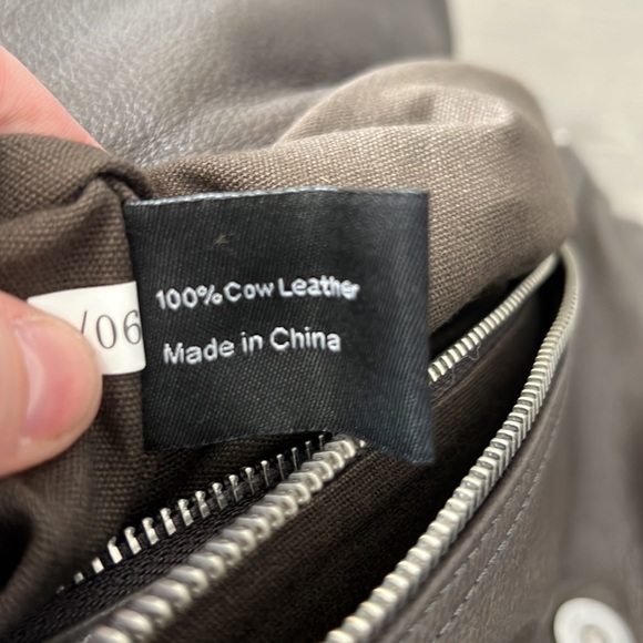 Liebeskind Gray Clutch Stylish Wristlet Design - Picture 7 of 8